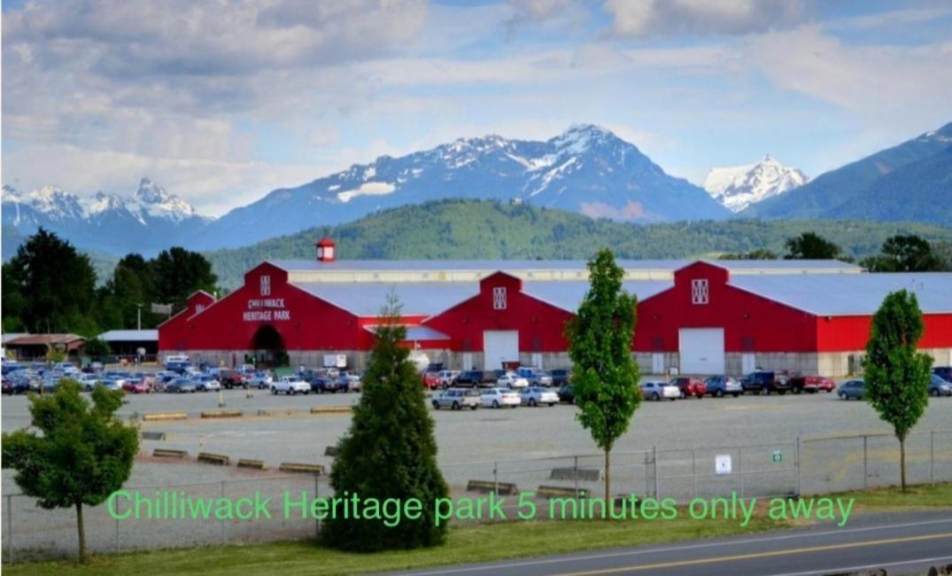 Private 2 Bedrooms Suite Near Hwy 1, Cultus Lake, Heritage Park, Fishing, Coliseum Chilliwack Rom bilde